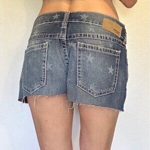 Ariat (Womens 27R) Boyfriend Denim Star print Shorts Altered Cut